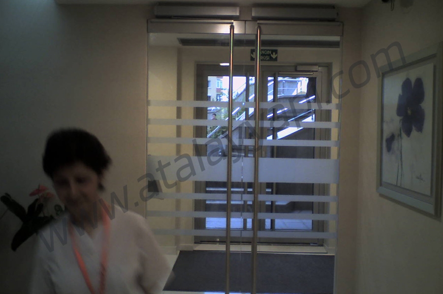 Acıbadem Hastanesi  Fotoselli Otomatik Döner Kapı
