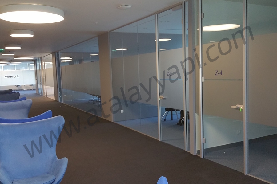 Medtronic Convidien Manet Tutucu Kapı Üretimi